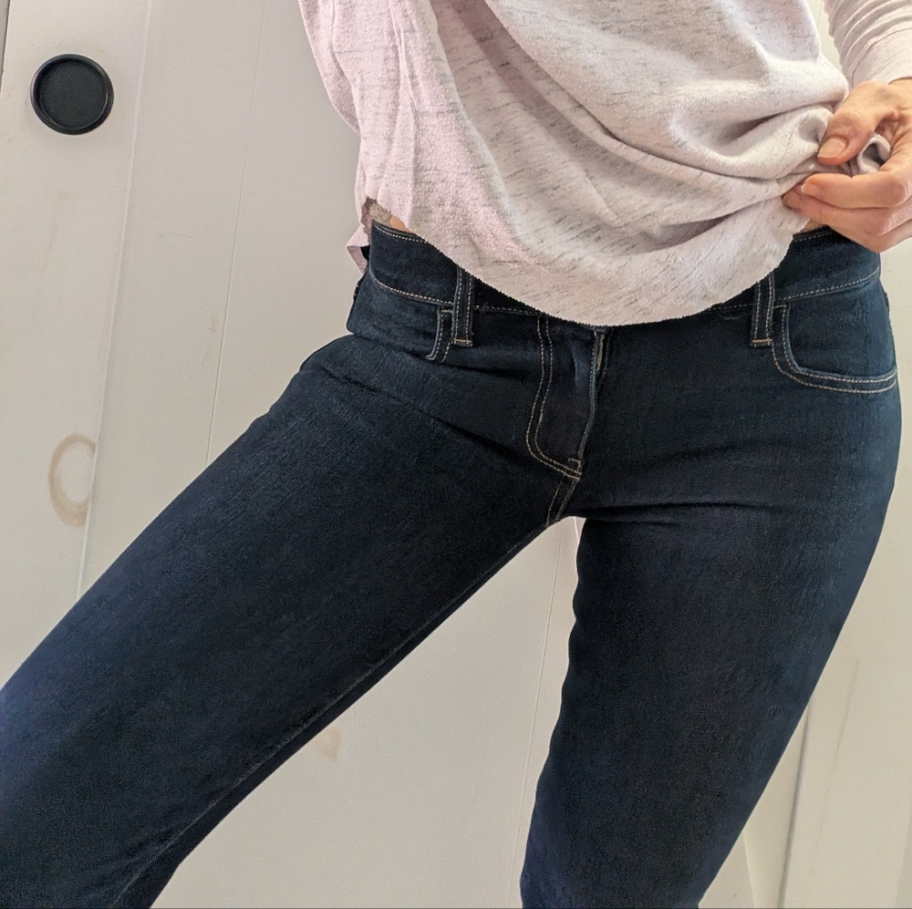 American Eagle Dark Blue Skinny Jeans Super Stretch Like New